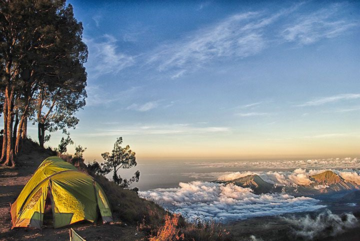 Discover the Thrill of a Rinjani Tour: Your Ultimate Guide to Conquering Lombok’s Highest Peak