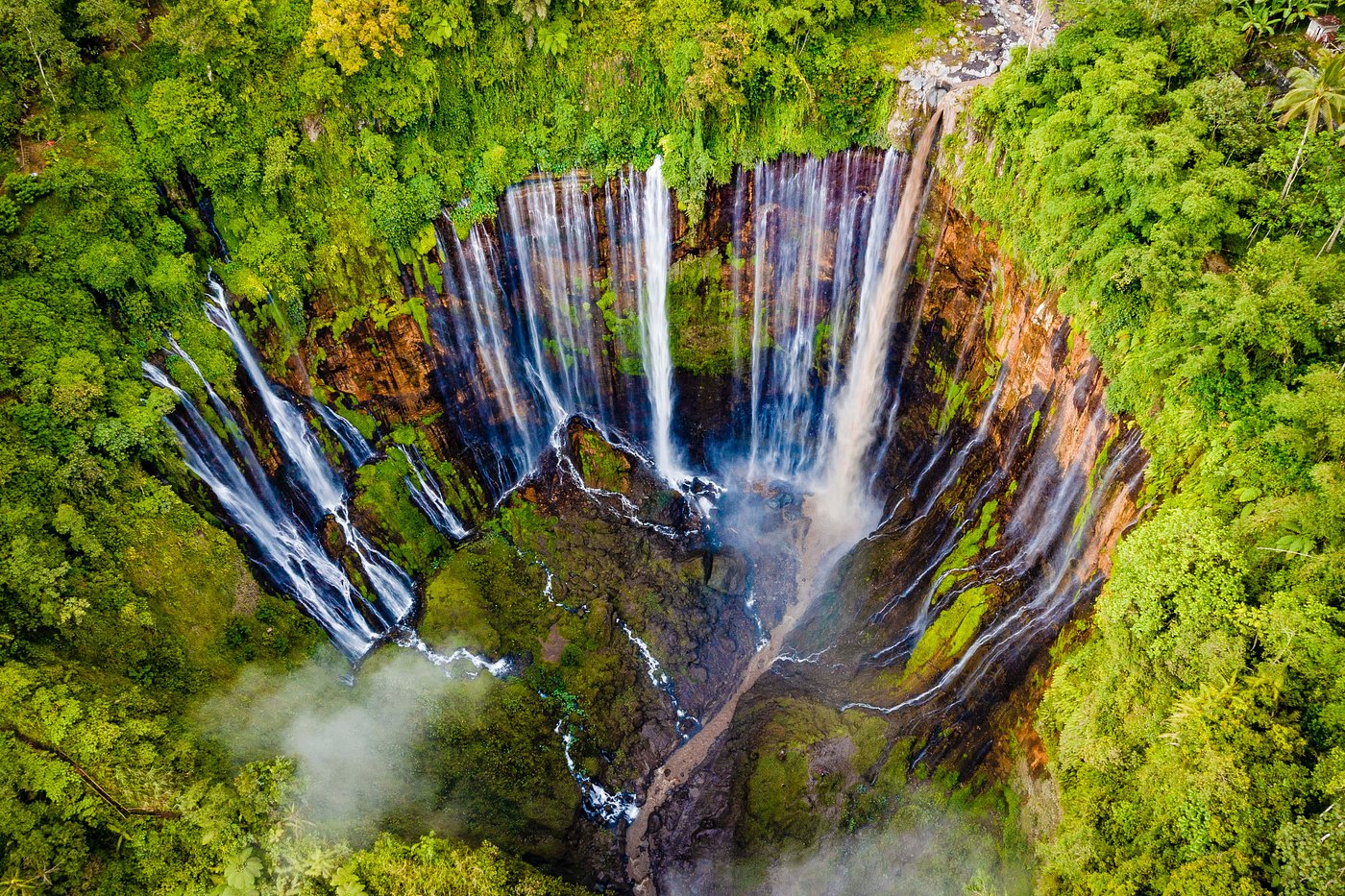 Discover the Majestic Tumpak Sewu Waterfall: An East Java Adventure Awaits!